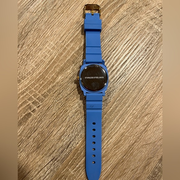 Women’s Watch - Picture 3 of 3